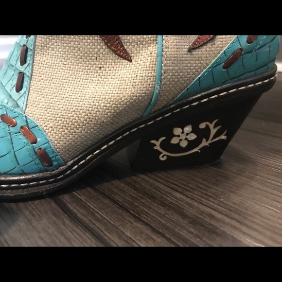 Sold! - Picture 3 of 7